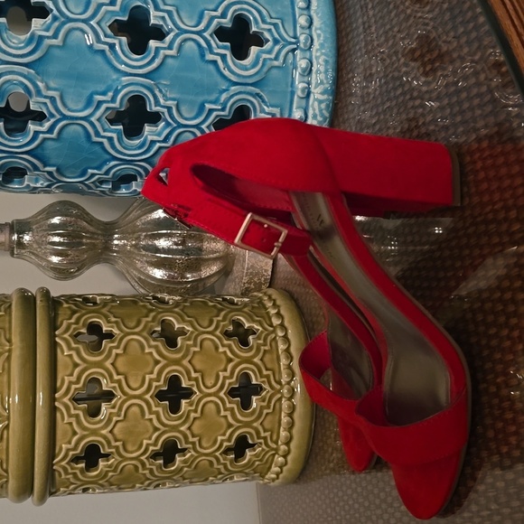 Faux Suede Red Women's Heels EUC Size 7 (#10) - Picture 1 of 10